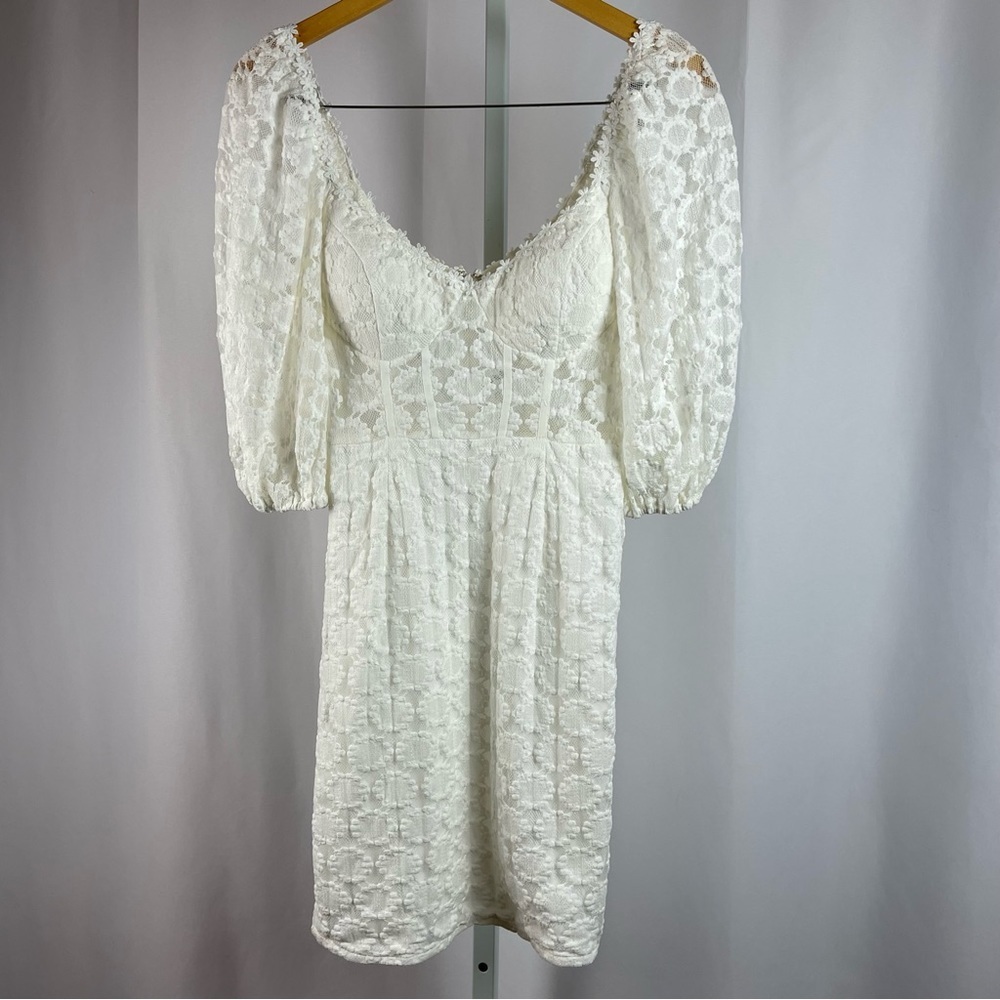 Chic White Lace Dress